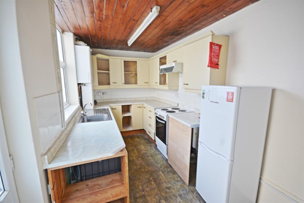 Property photo 3 of 7 13.Jpg