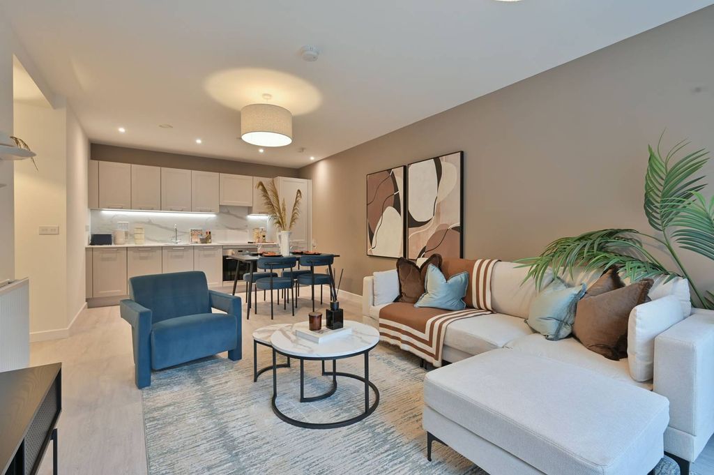 Property photo 2 of 9