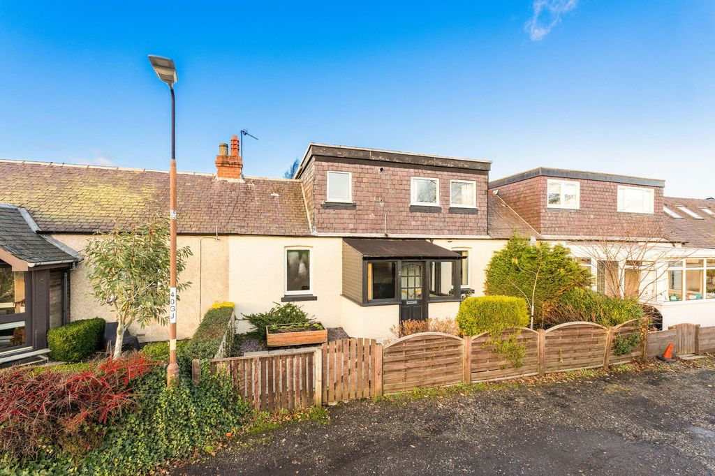 Property photo 1 of 34