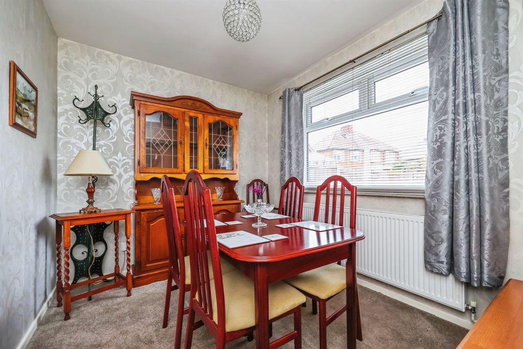 Additional image 5 of 2 bed detached bungalow for saleJulie Avenue, Heanor DE75