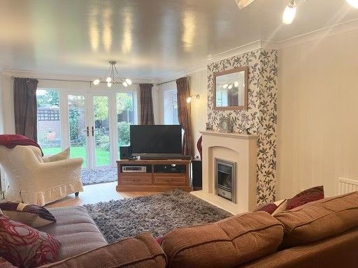 Property photo 2 of 8