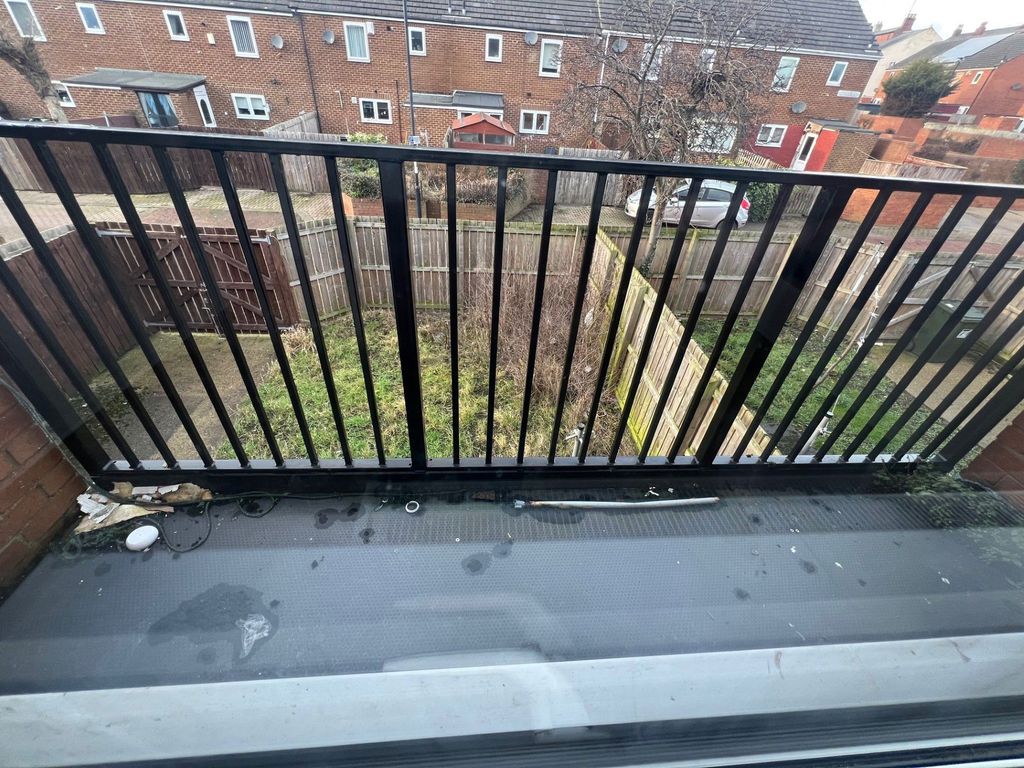 Property photo 2 of 7