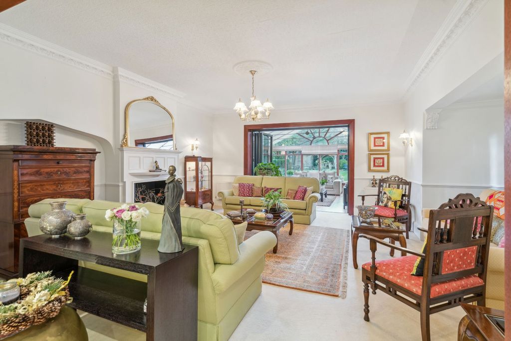 Additional image 4 of 7 bed detached house for saleThe Avenue, Hatch End, Pinner HA5