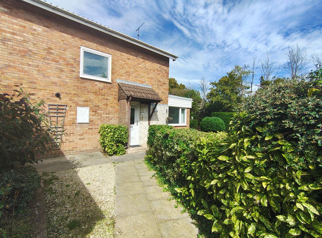 Property photo 2 of 22