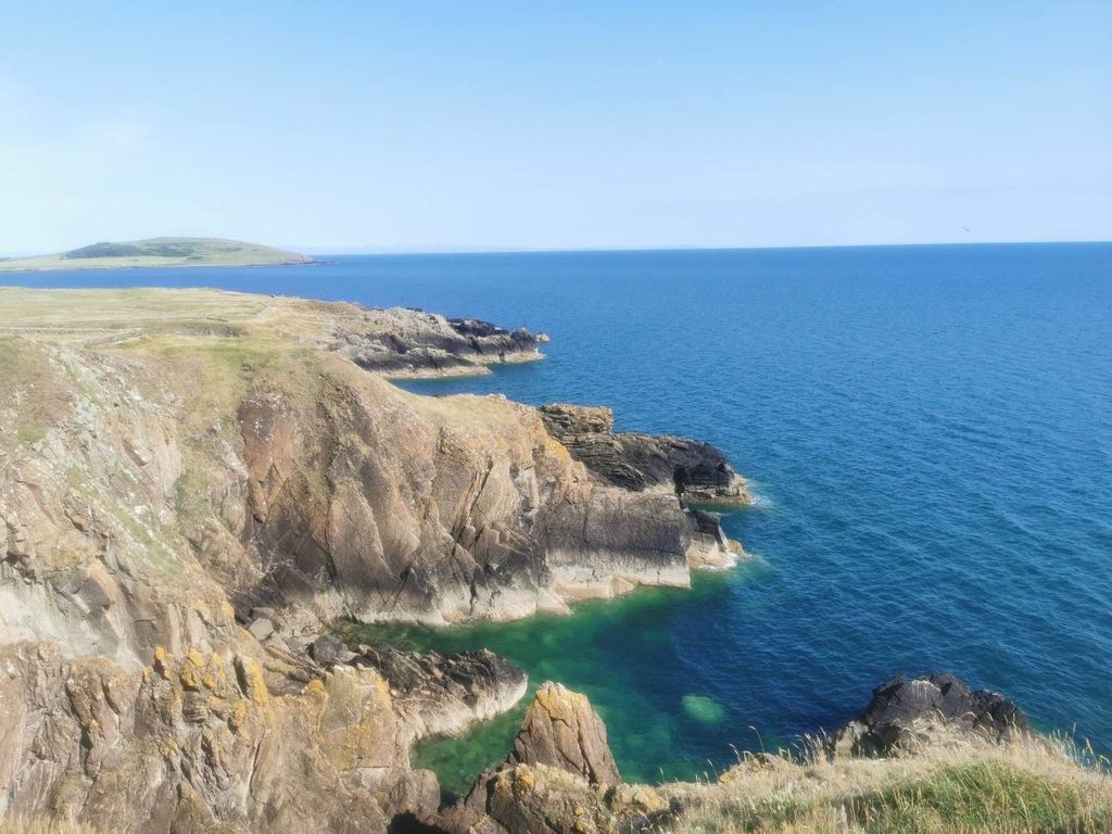 Property photo 3 of 24