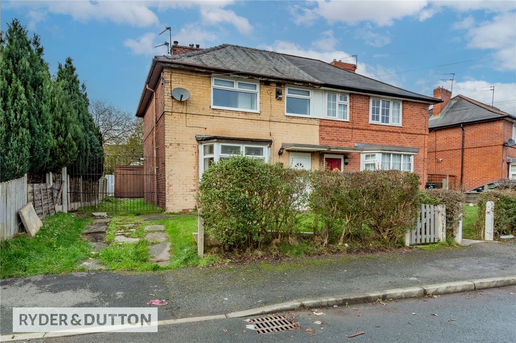 Property photo 2 of 26 Picture No. 24