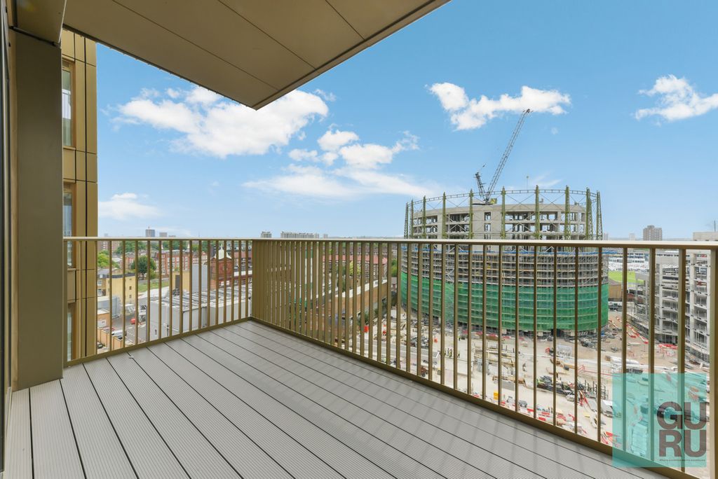 Property photo 3 of 16