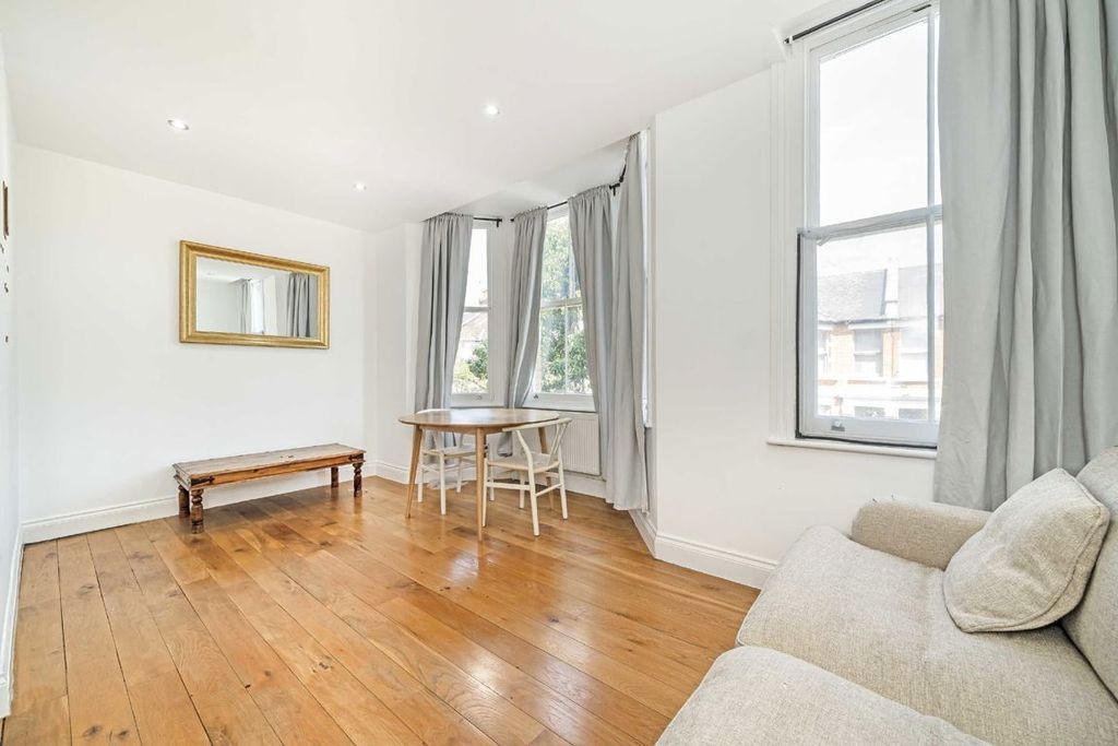 Property photo 1 of 5