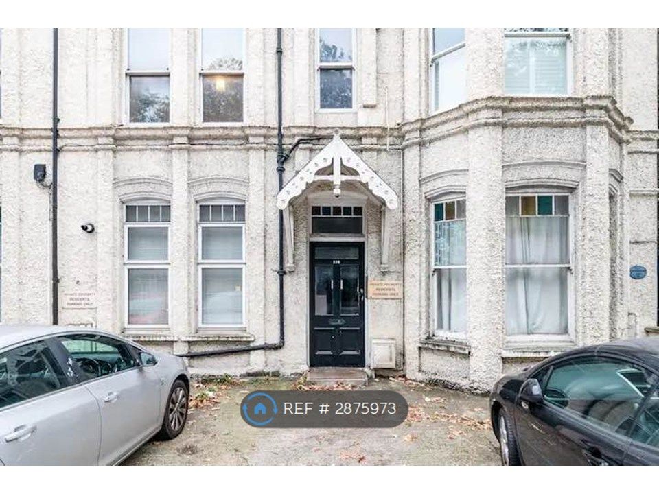 Property photo 3 of 23