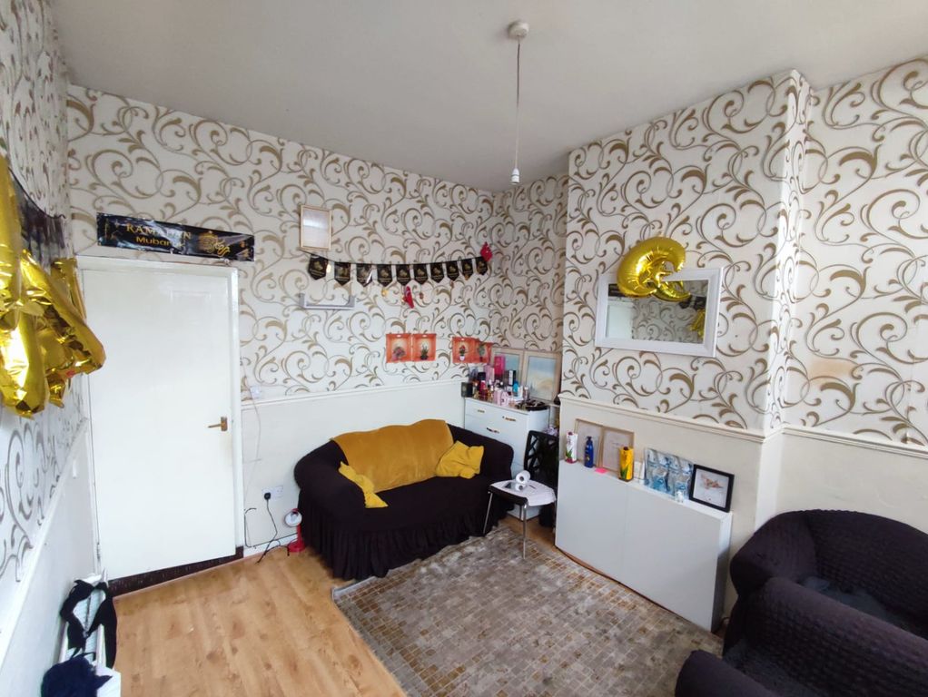 Property photo 2 of 19 Gallery