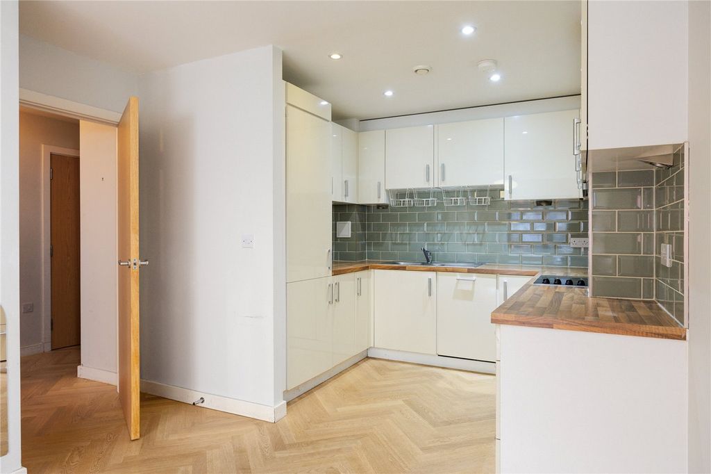 Property photo 3 of 10 Picture No. 07