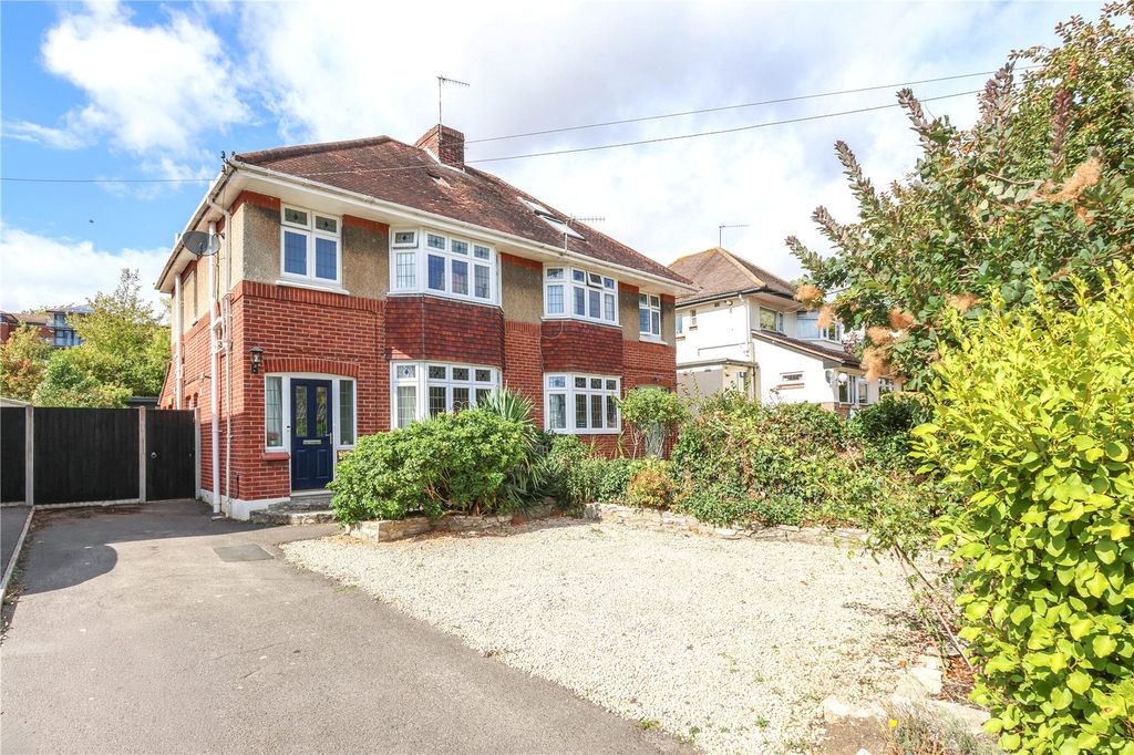 Property photo 1 of 23 Churchfield Road