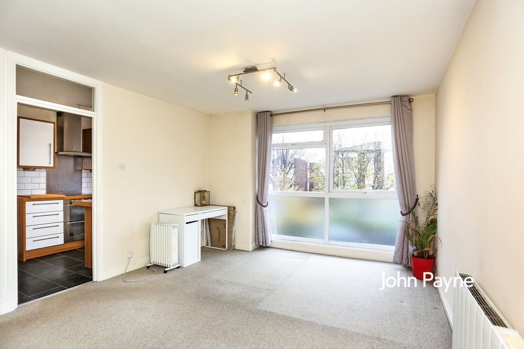Property photo 3 of 10 Ec256d3A-B3ce-F01...