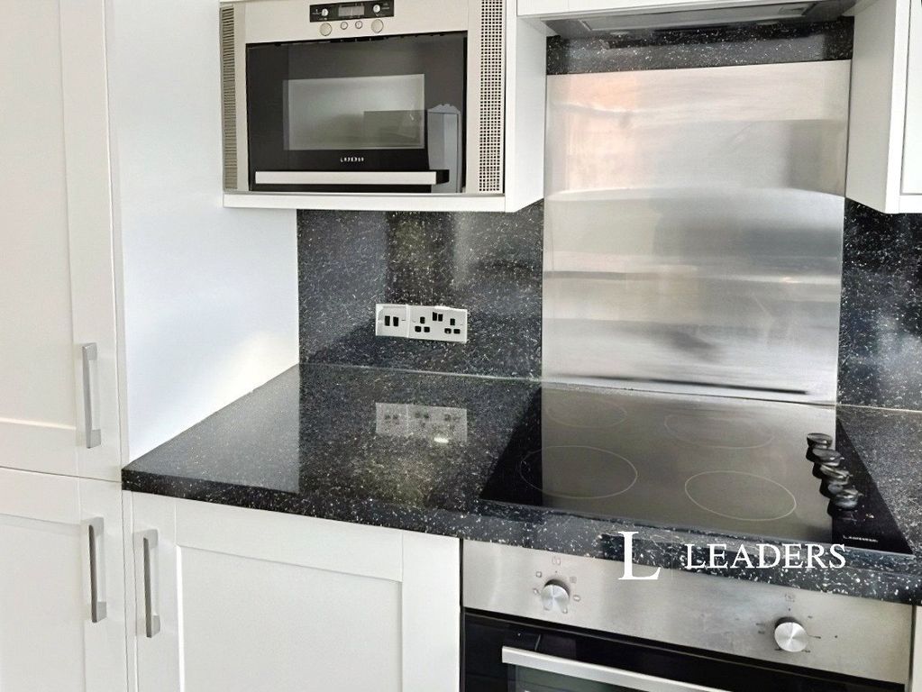 Property photo 2 of 5 Kitchen 2nd Picture