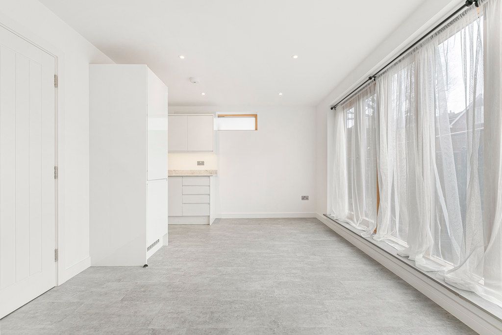 Property photo 3 of 14 Reception Room