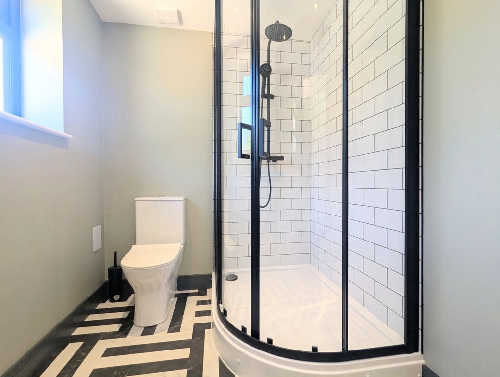 Property photo 3 of 12 Shower Room