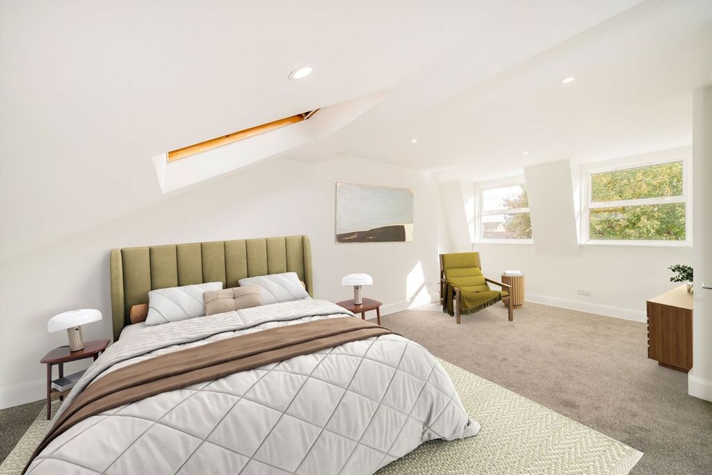 Property photo 3 of 6