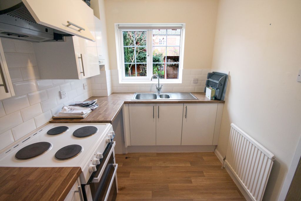 Property photo 3 of 8 Img_9695