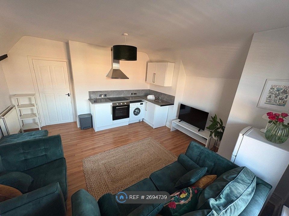 Property photo 1 of 3