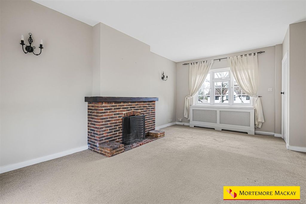 Property photo 3 of 28 28_77917_Watermarked.Jpg