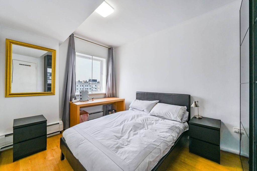 Property photo 3 of 6