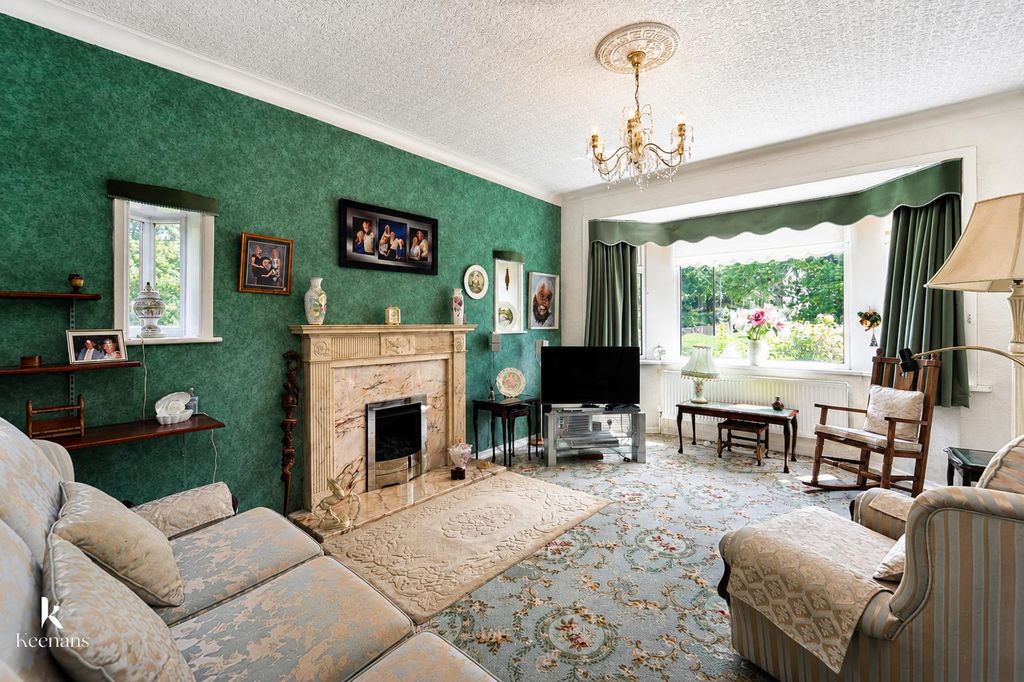 Property photo 2 of 46