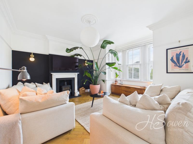 Property photo 1 of 26 Photo 8