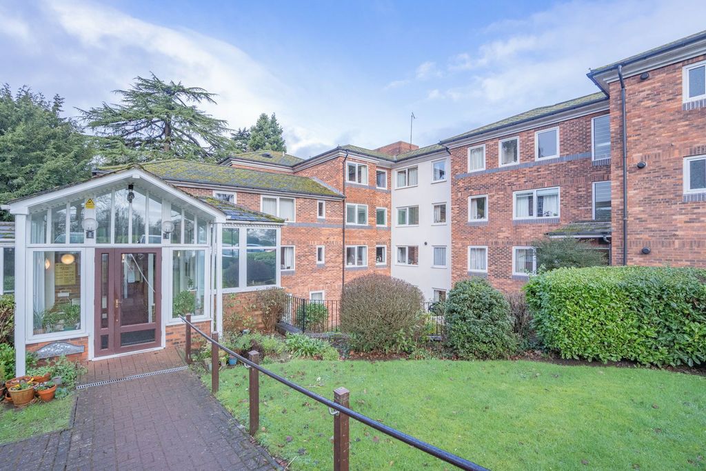Property photo 1 of 10