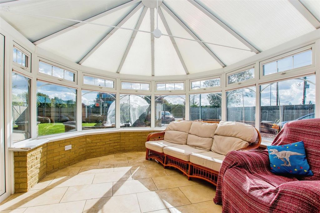 Property photo 3 of 16 Bwb11534612.Jpg