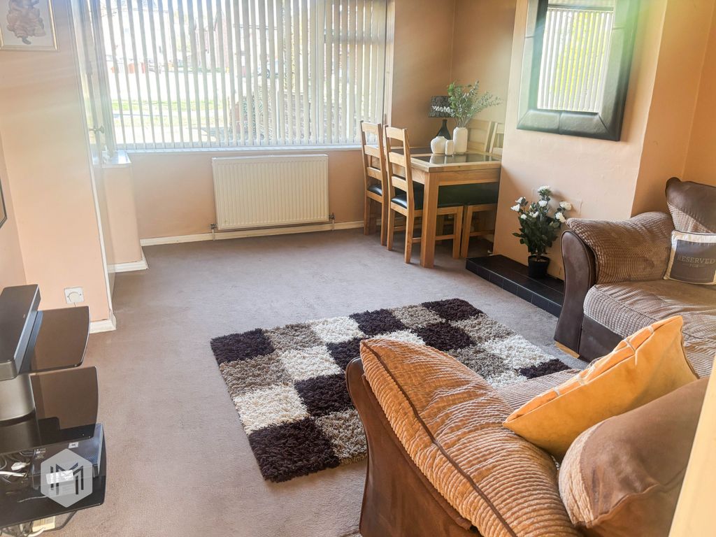 Property photo 3 of 11 Picture No. 15