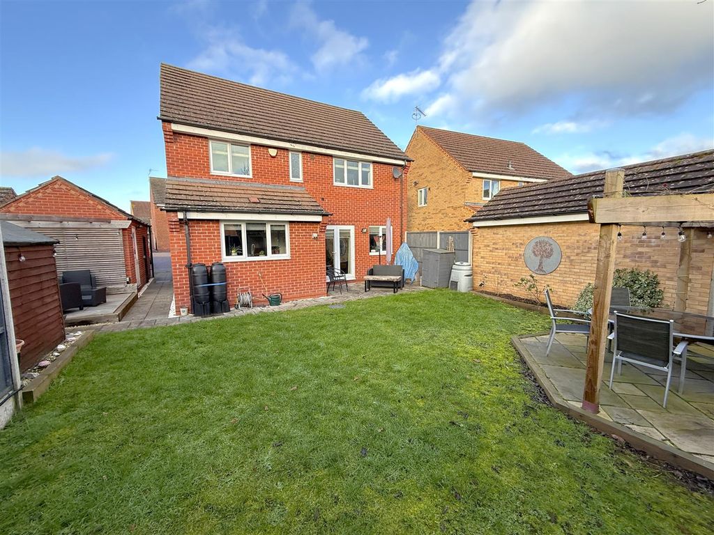 Property photo 2 of 23 Garden A.Jpg