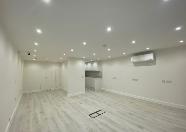 Property photo 3 of 6 Photo 7