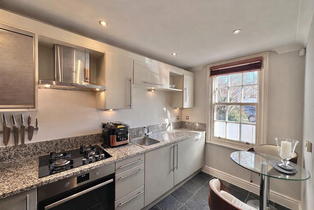 Property photo 3 of 28 Chatgpt Image Mar 27, 2026, 05_46_07 Pm.Png