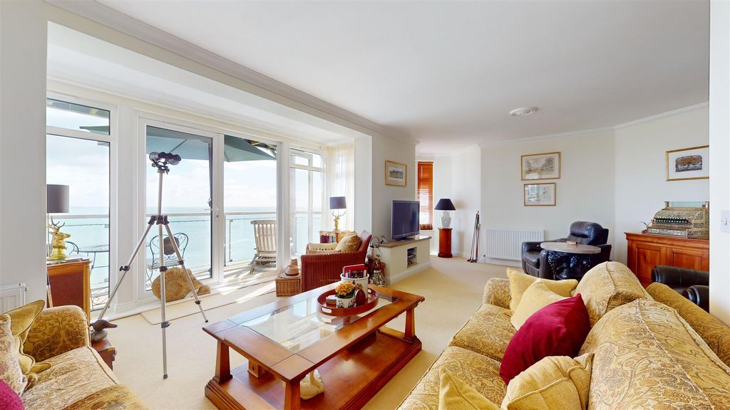 Property photo 2 of 18 09112024_155028.Jpg