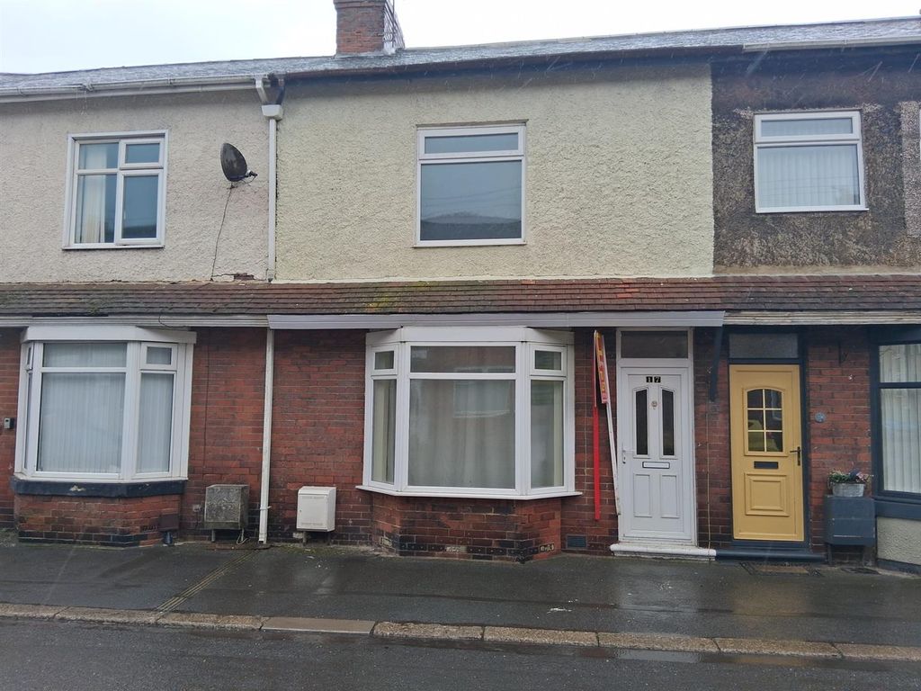 Property photo 1 of 8 Front