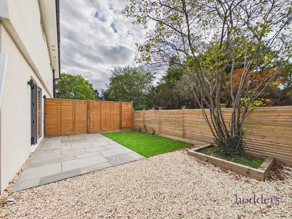 Property photo 2 of 16 Picture No. 70