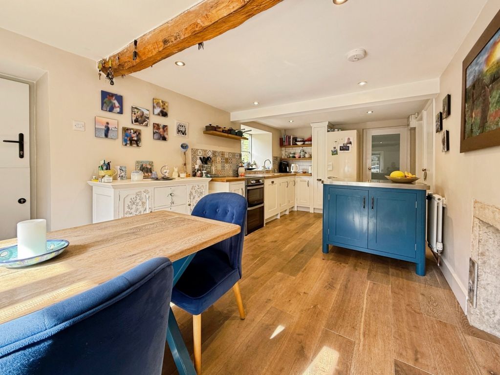 Property photo 3 of 20 Pbox-Img.Jpeg