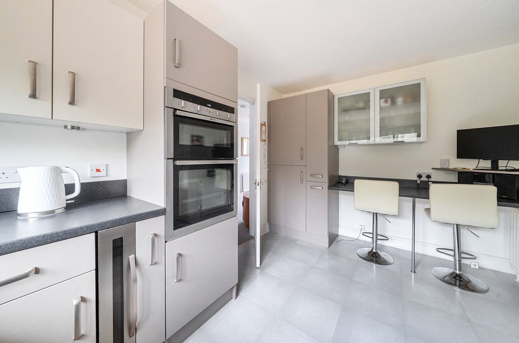Property photo 2 of 21 1509701-6-6A88695...