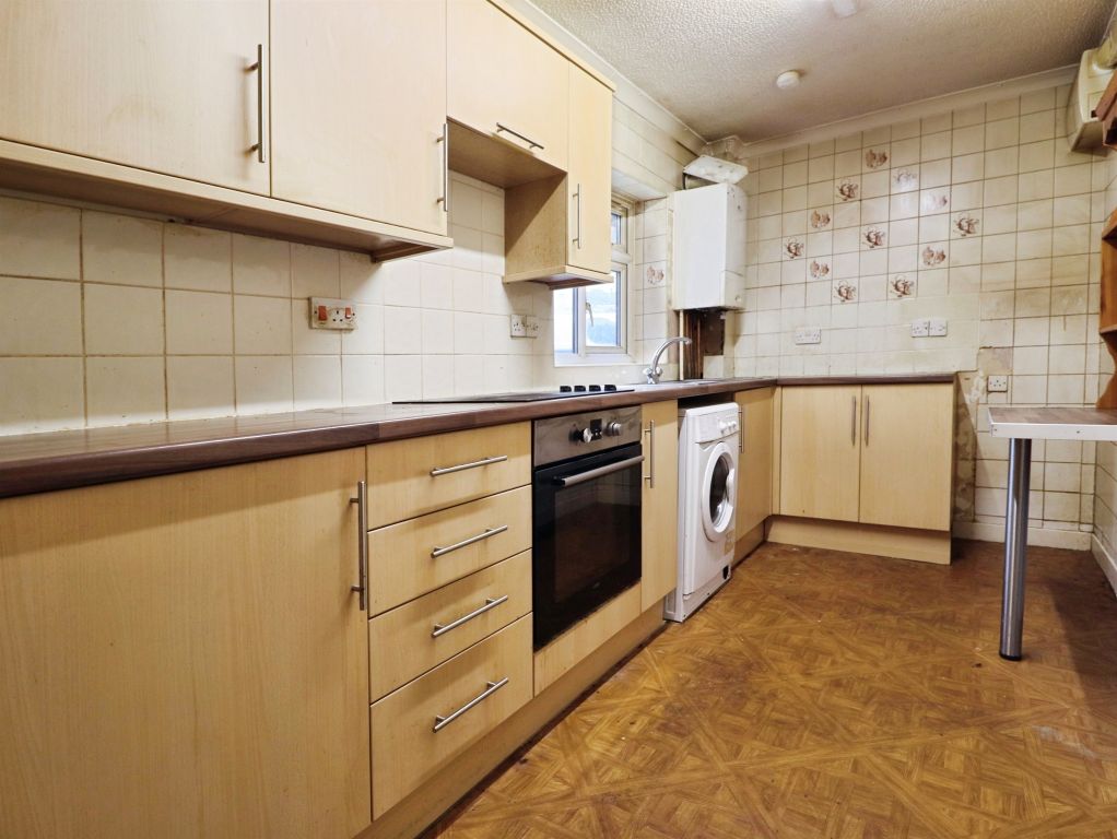 Property photo 3 of 18