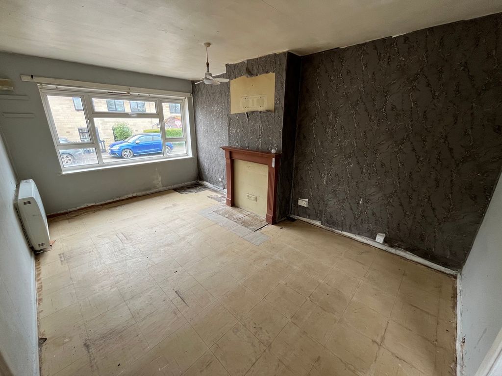 Property photo 3 of 9 Photograph