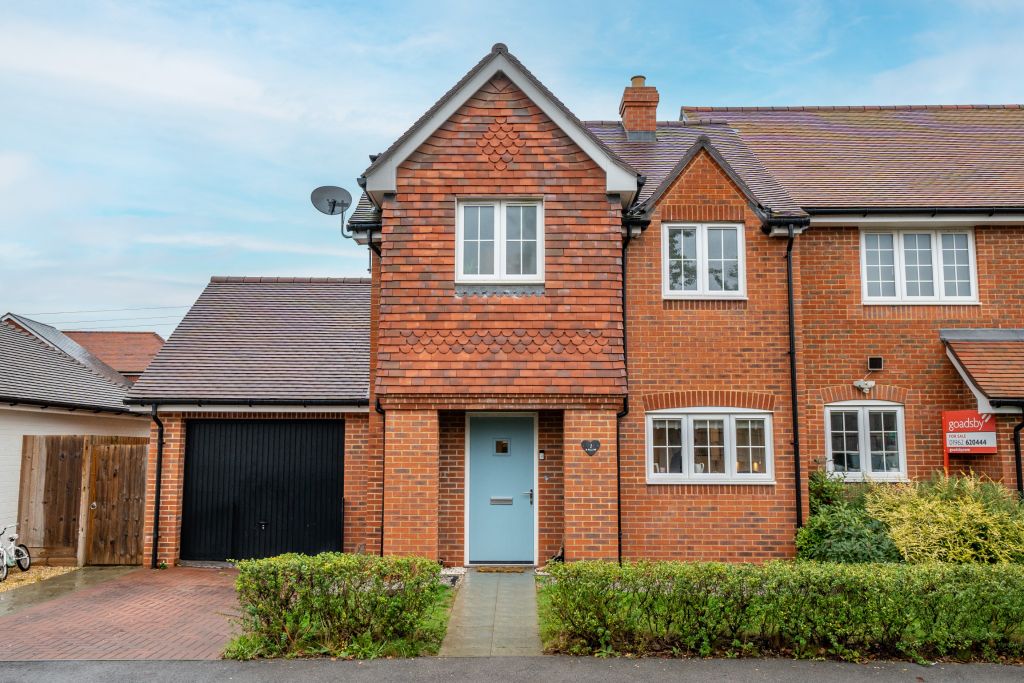 Property photo 1 of 21