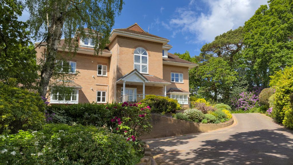 Property photo 1 of 16 External-Edit