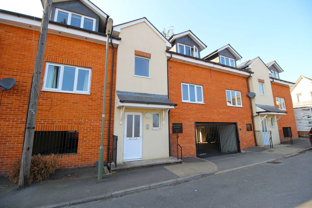 Property photo 1 of 6 External