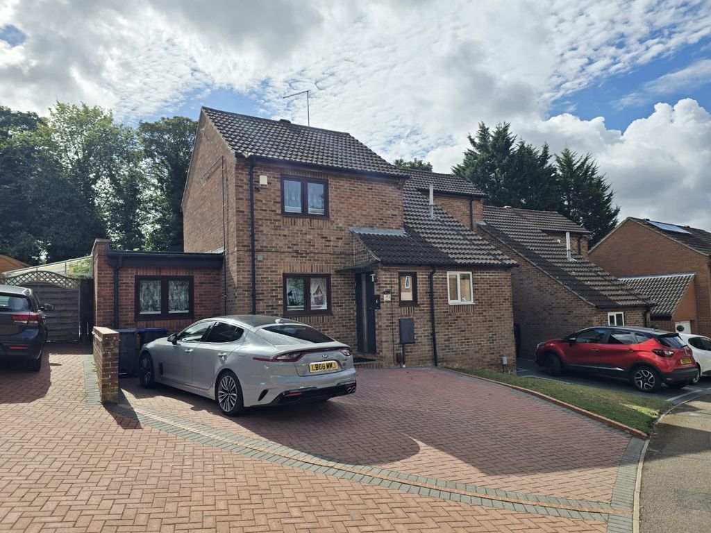 Property photo 1 of 32 4458151