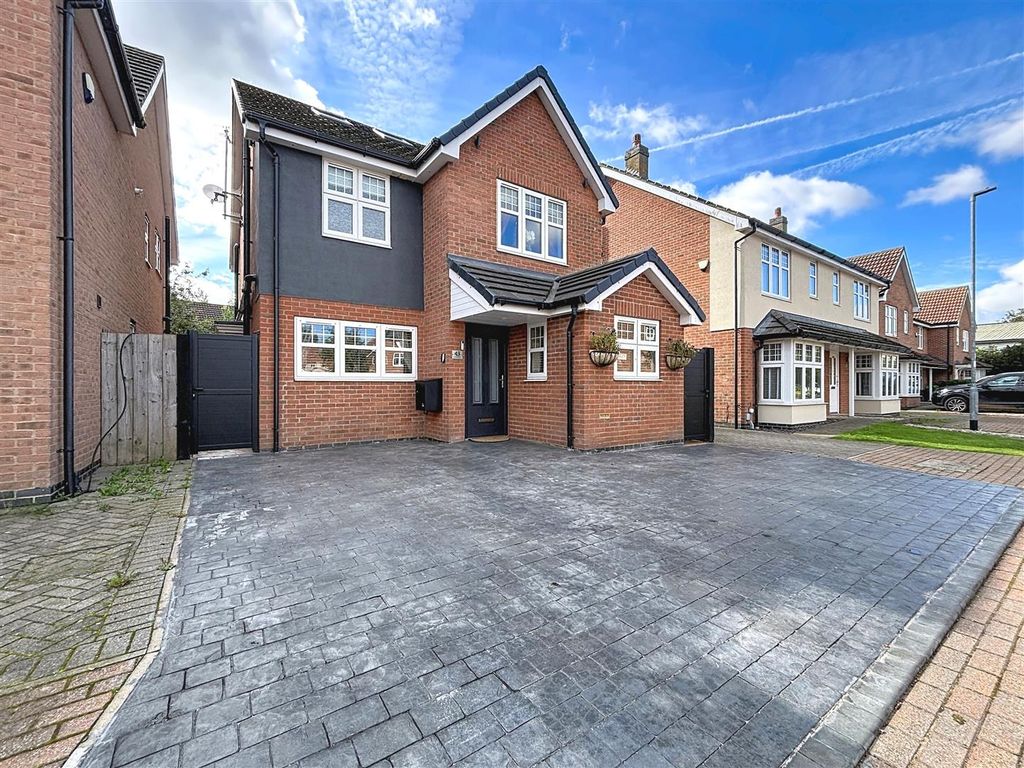 Property photo 1 of 37