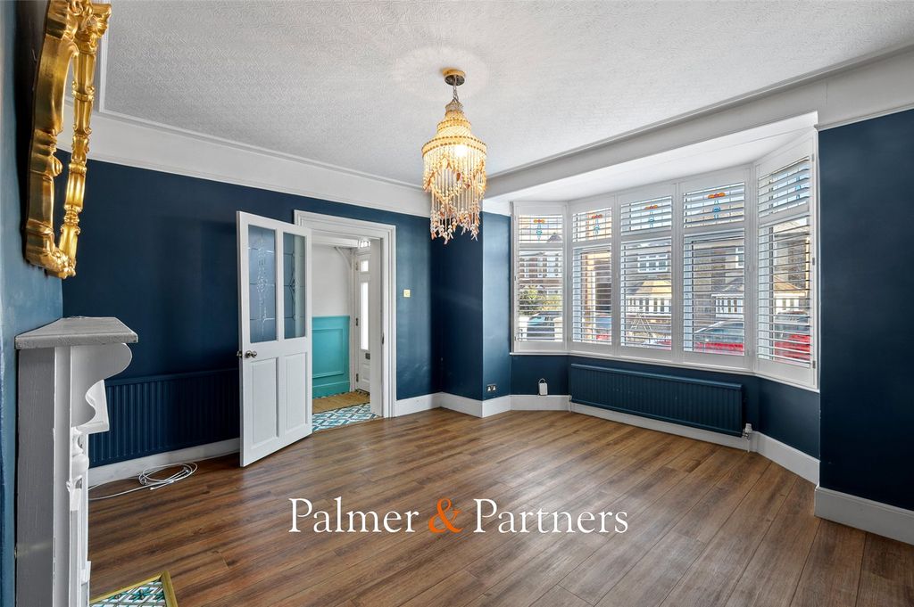 Property photo 3 of 29 Picture No. 48