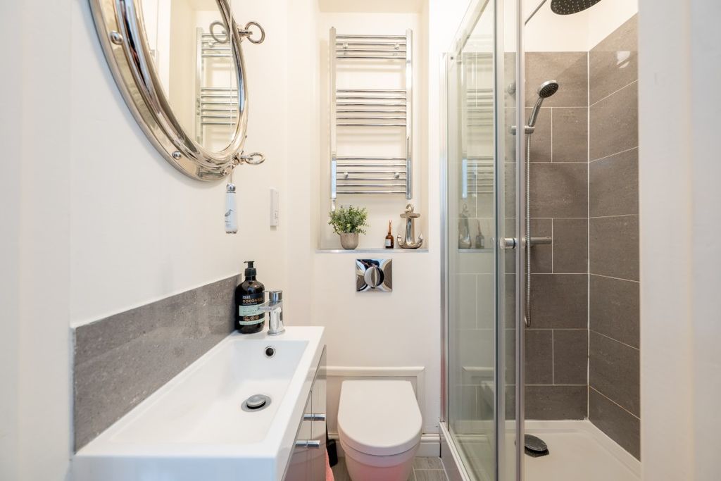 Additional image 12 of 4 bed flat for saleBlakeney, Holt NR25