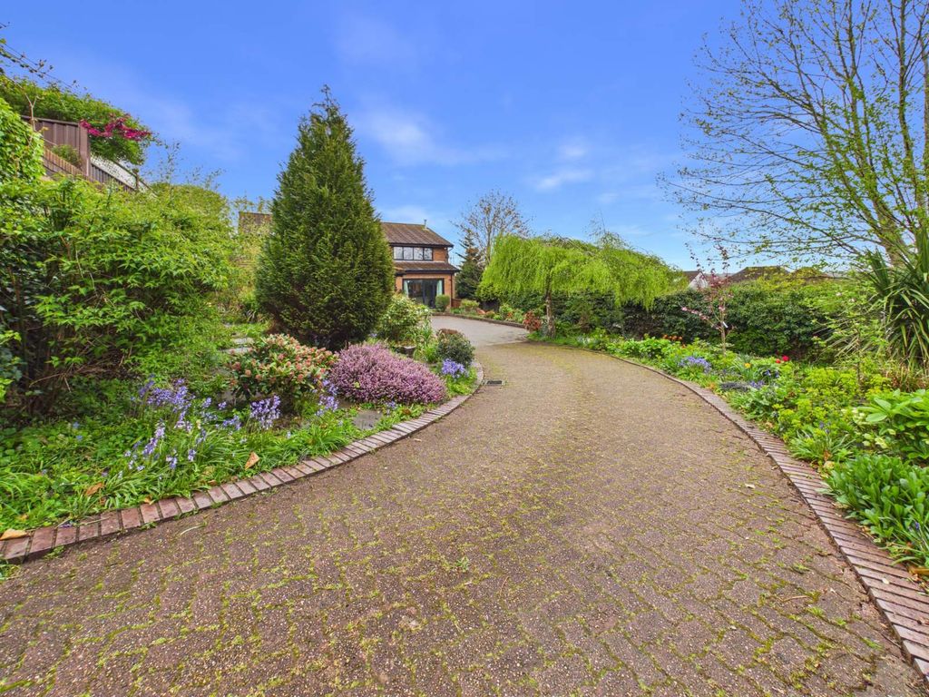 Additional image 6 of 4 bed detached house for saleHeol Y Coed, Rhiwbina, Cardiff. CF14