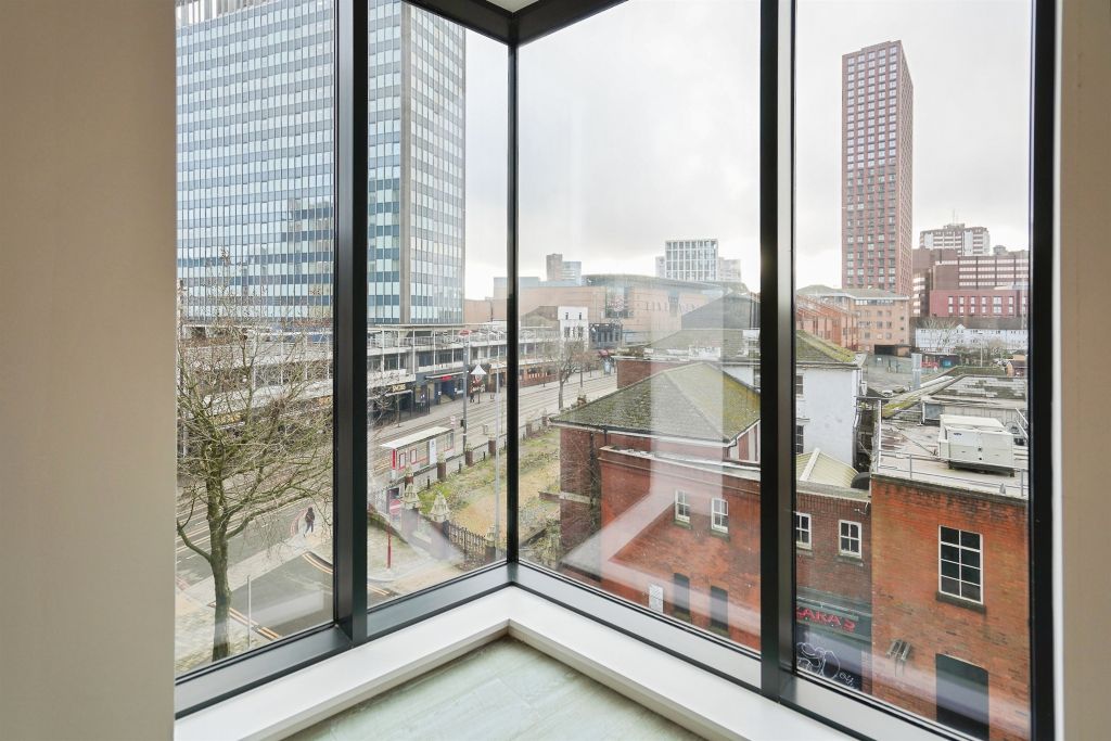 Property photo 2 of 24