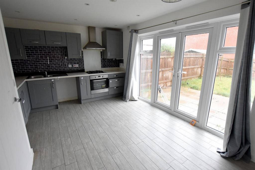 Property photo 2 of 12 Dsc_0011.Jpg